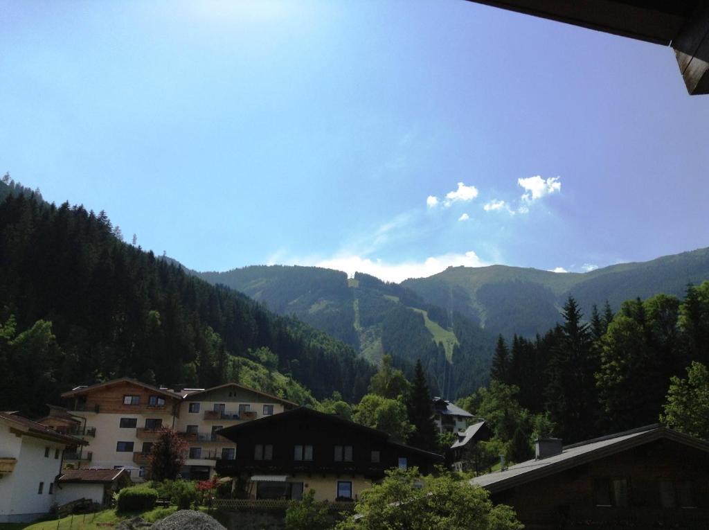 Landhaus Piberger - Zell Am See Kaprun Summer Card Included Bagian luar foto
