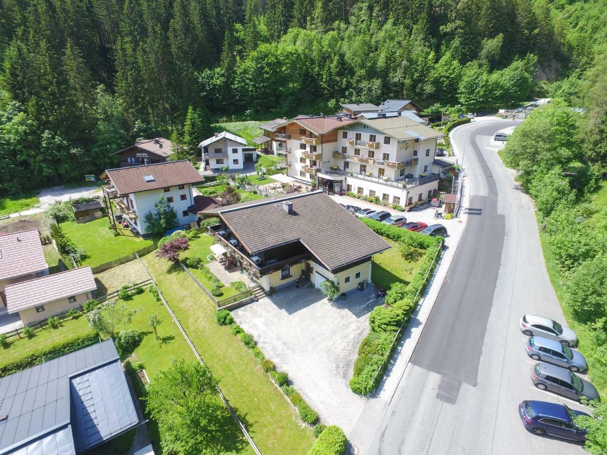 Landhaus Piberger - Zell Am See Kaprun Summer Card Included Bagian luar foto